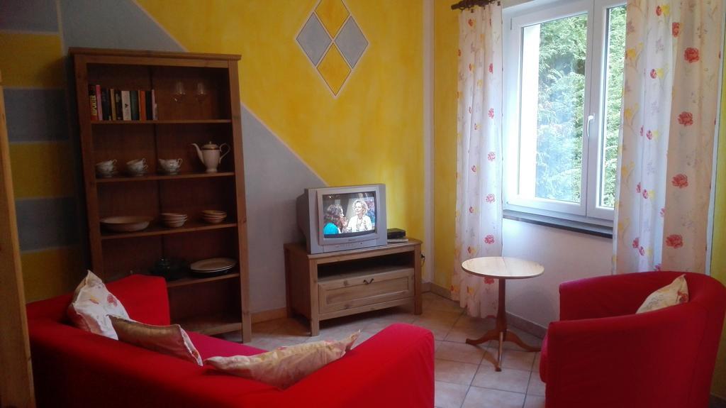 Villa Banana Cannobio Room photo